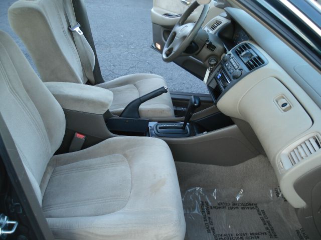 Honda Accord 2000 photo 21