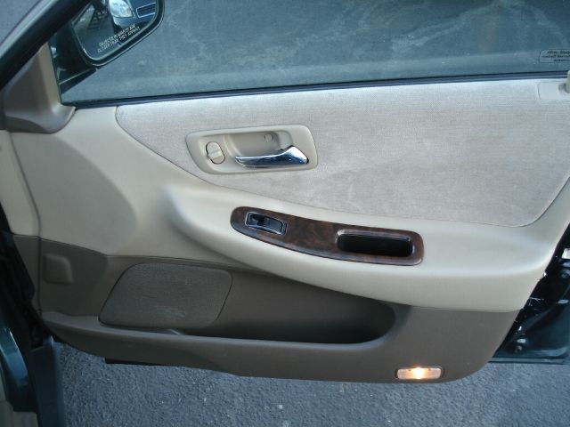Honda Accord 2000 photo 24