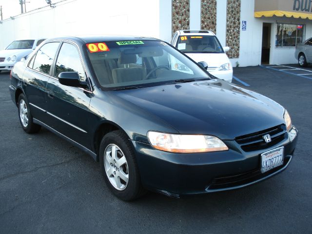 Honda Accord 2000 photo 31