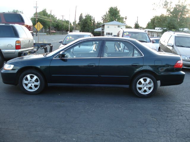 Honda Accord 2000 photo 34
