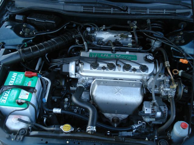 Honda Accord 2000 photo 8