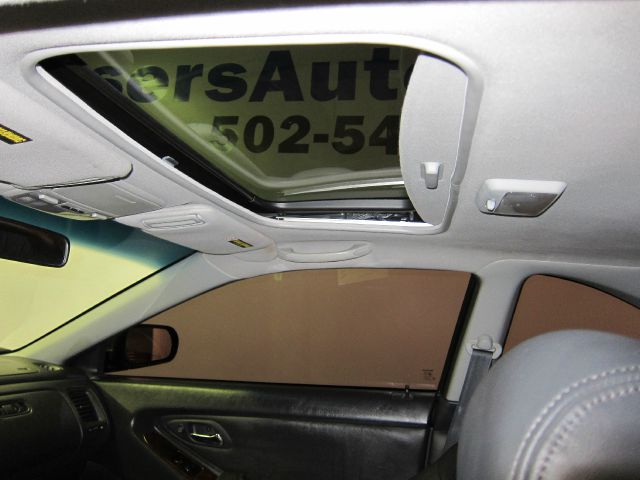 Honda Accord 2000 photo 4