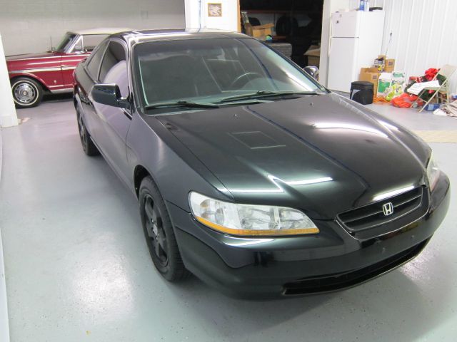 Honda Accord 2000 photo 5