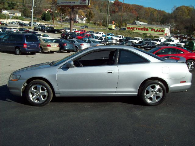 Honda Accord 2000 photo 15