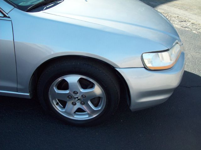 Honda Accord 2000 photo 7