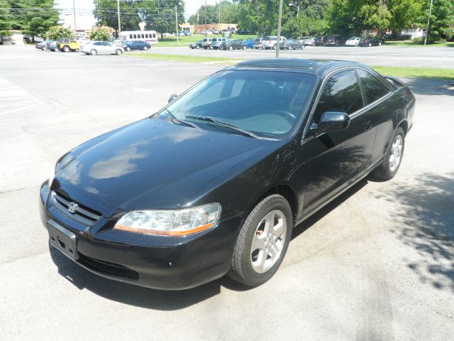 Honda Accord 2000 photo 3