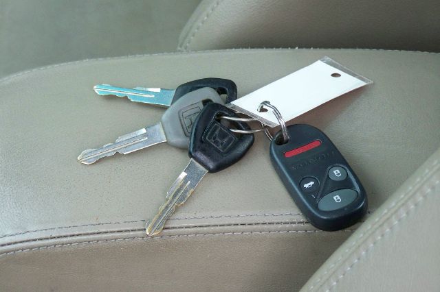 Honda Accord 2000 photo 1