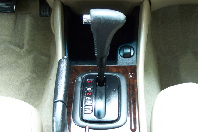 Honda Accord 2000 photo 10