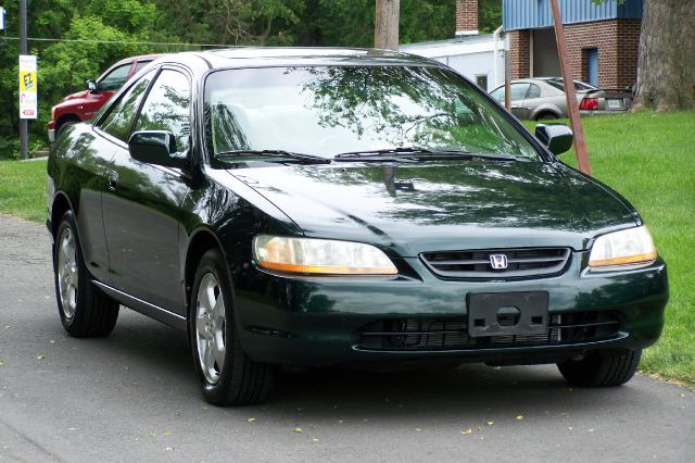 Honda Accord 2000 photo 6