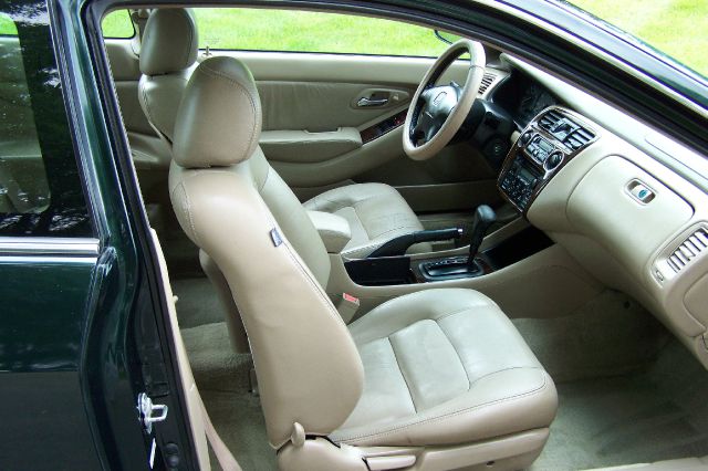 Honda Accord 2000 photo 7