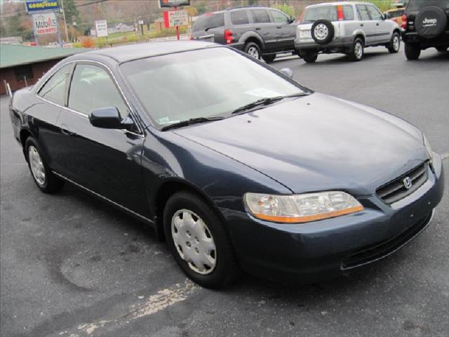 Honda Accord 2000 photo 4