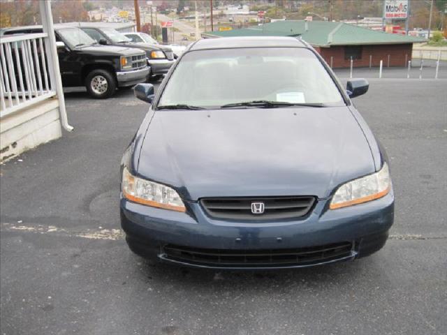 Honda Accord 2000 photo 5