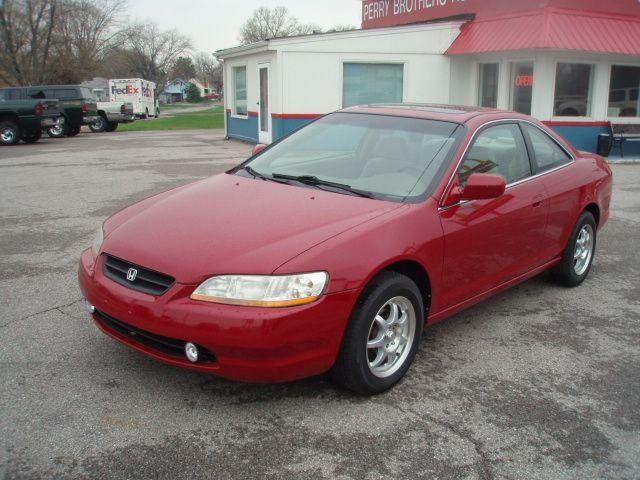 Honda Accord 2000 photo 5