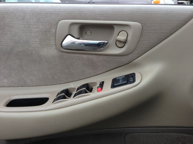 Honda Accord 2000 photo 10