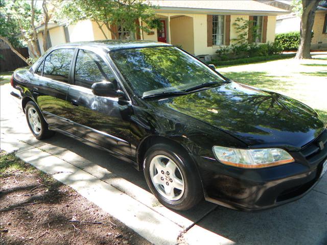 Honda Accord 2000 photo 3