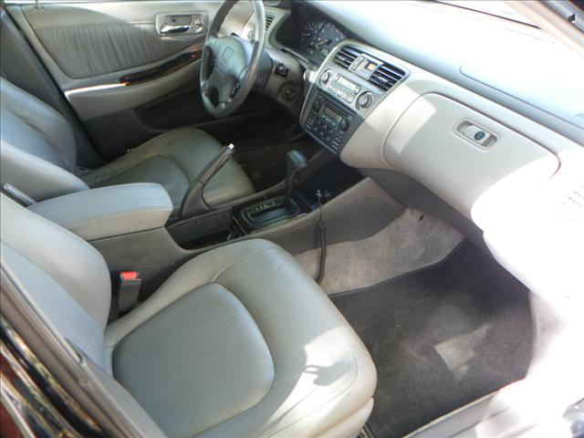 Honda Accord 2000 photo 1
