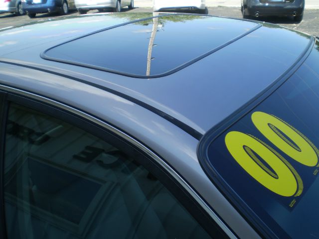 Honda Accord 2000 photo 1