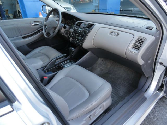 Honda Accord 2001 photo 13