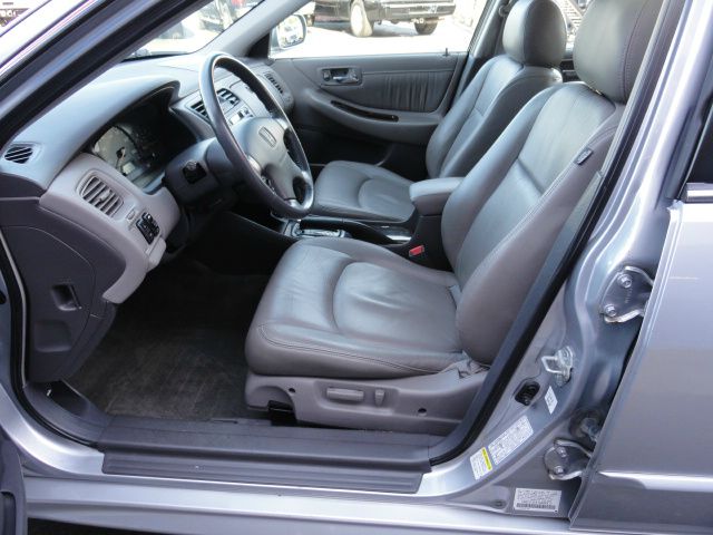 Honda Accord 2001 photo 27