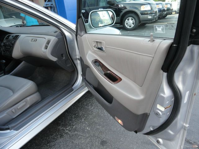 Honda Accord 2001 photo 3