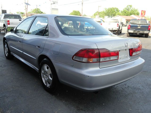 Honda Accord 2001 photo 35