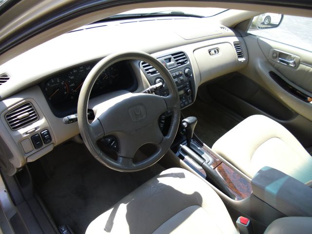 Honda Accord 2001 photo 12