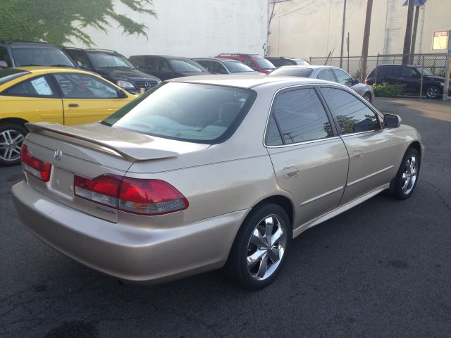 Honda Accord 2001 photo 7