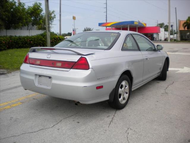 Honda Accord 2001 photo 3