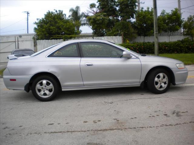 Honda Accord 2001 photo 4