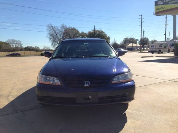 Honda Accord 2001 photo 1