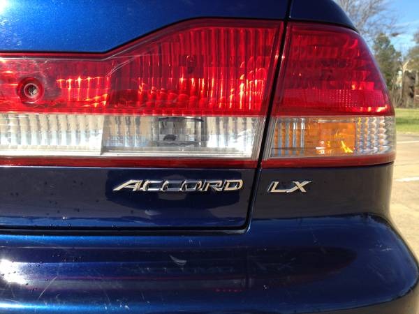 Honda Accord 2001 photo 3