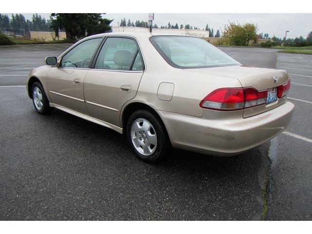 Honda Accord 2001 photo 1