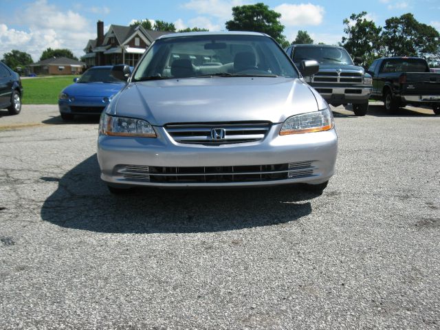 Honda Accord 4dr Sdn SES Standard Sedan