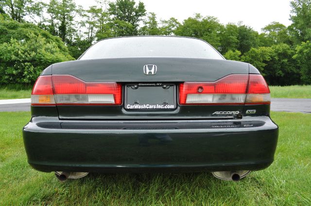 Honda Accord 2001 photo 2