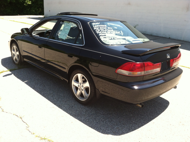 Honda Accord 2001 photo 1