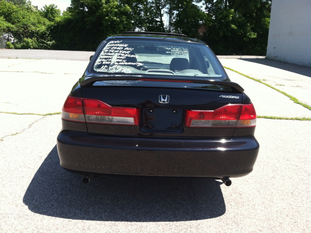 Honda Accord 2001 photo 2