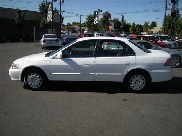 Honda Accord 2001 photo 1