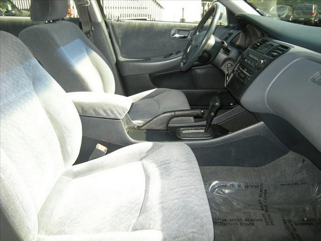 Honda Accord 2001 photo 4