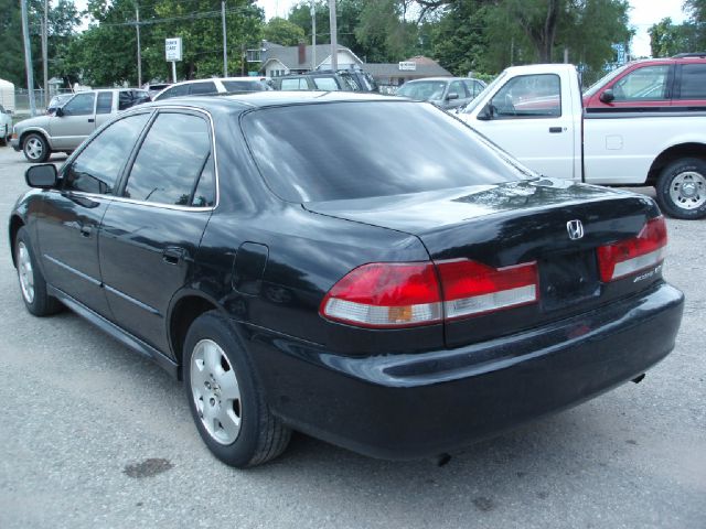 Honda Accord 2001 photo 2