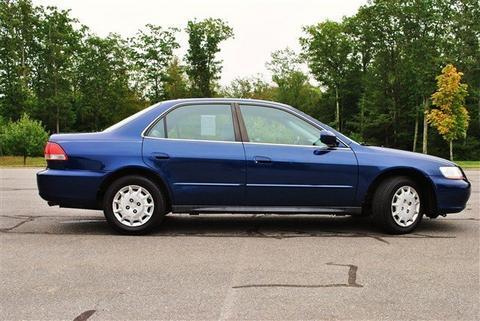 Honda Accord 2001 photo 2