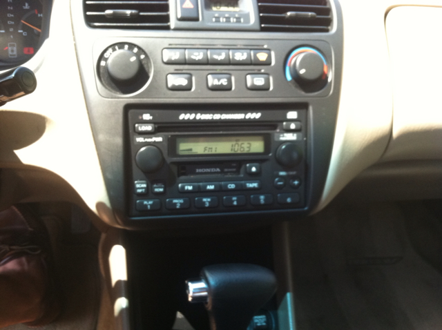 Honda Accord 2001 photo 12