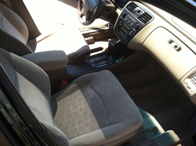Honda Accord 2001 photo 7