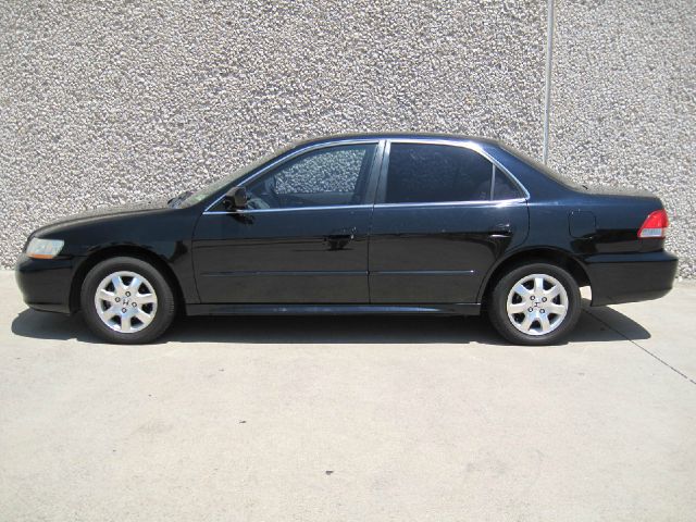 Honda Accord 2001 photo 4