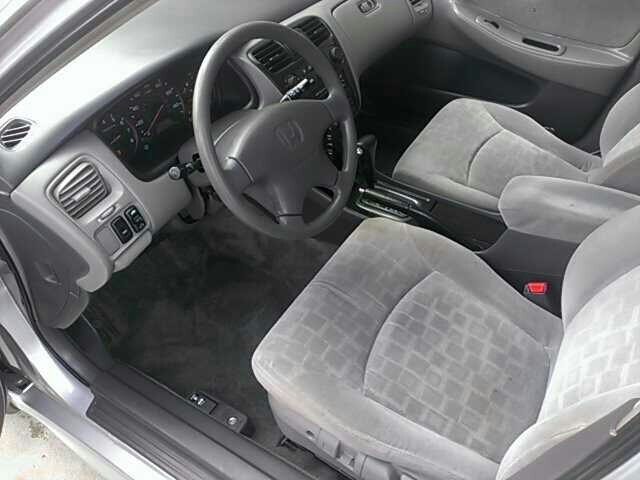 Honda Accord 2001 photo 6