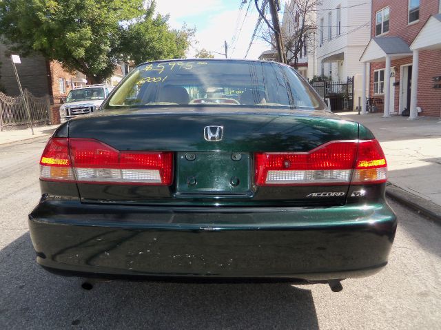 Honda Accord 2001 photo 2