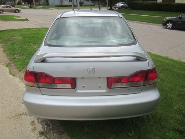 Honda Accord 2001 photo 1