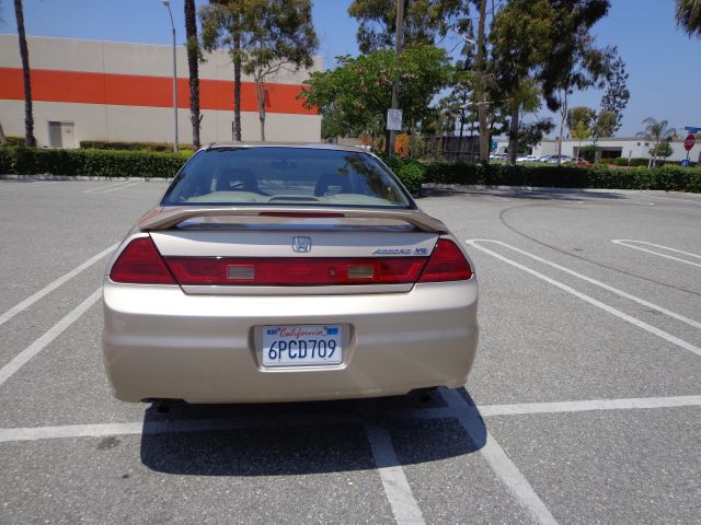 Honda Accord 2001 photo 6