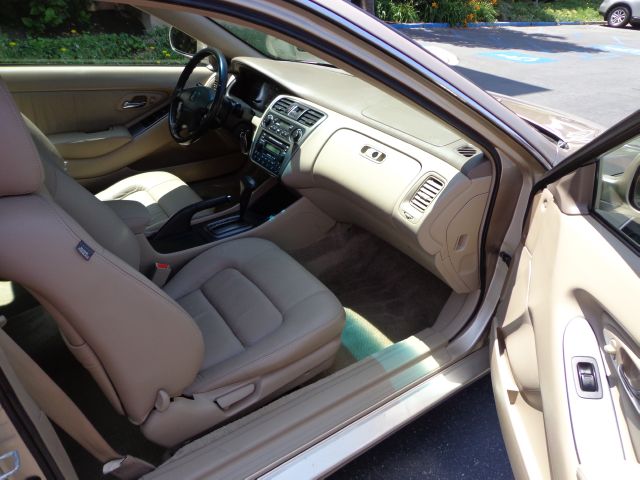 Honda Accord 2001 photo 9