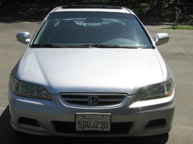 Honda Accord 2001 photo 4