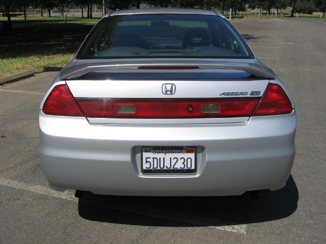 Honda Accord 2001 photo 6